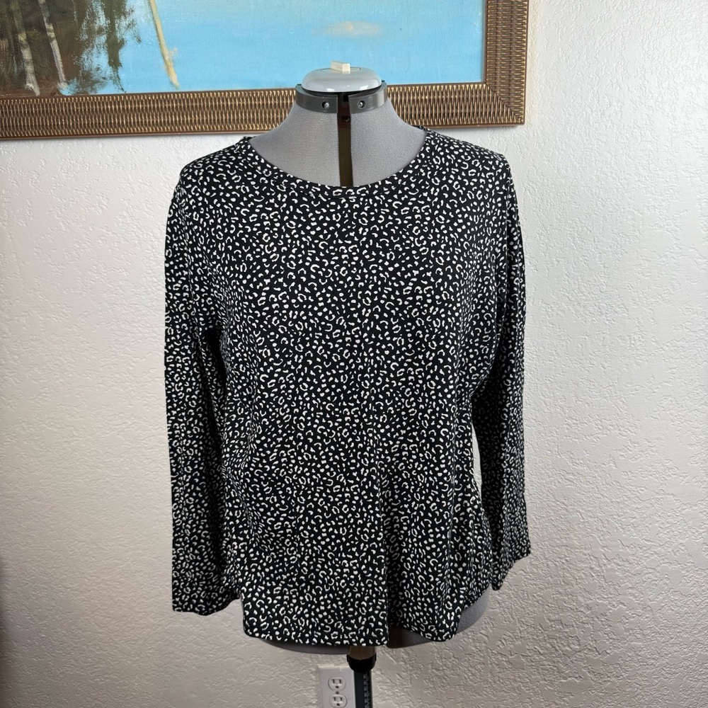 Banana Republic Malibu Tee XL Black White Animal Print Long Sleeve Cotton Modal
